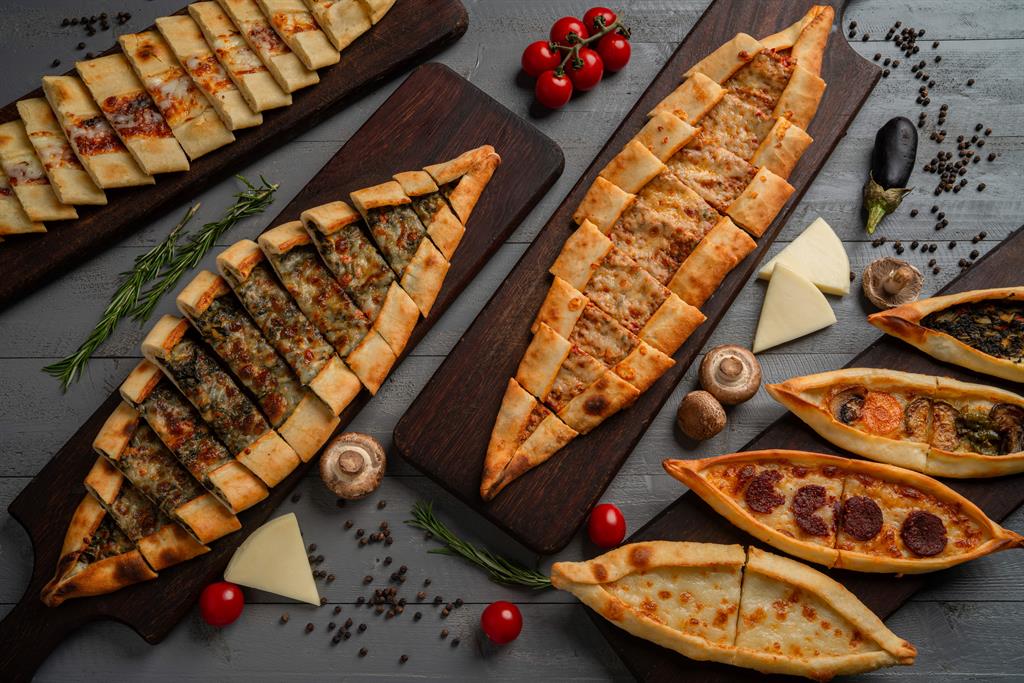 البيتزا والفطائر