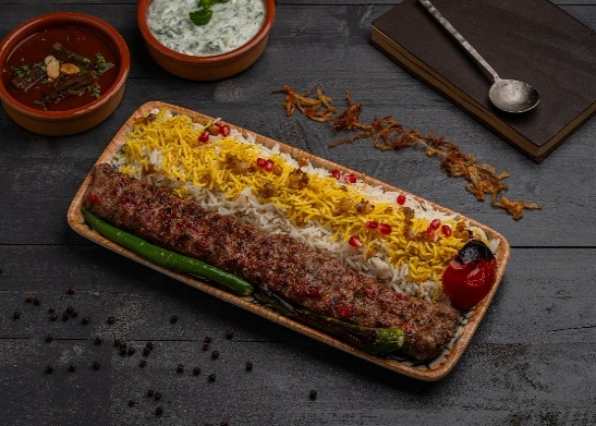 كباب لحم مع أرز
