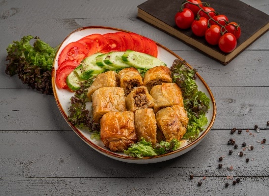 لفائف البوريك باللحم